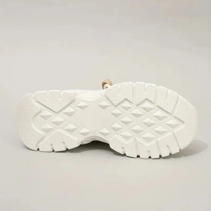 Nova Trendy Sneakers